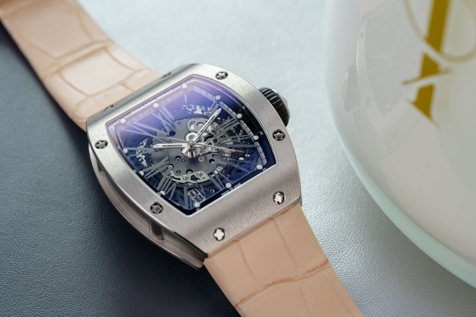 TA LUXURY WATCH